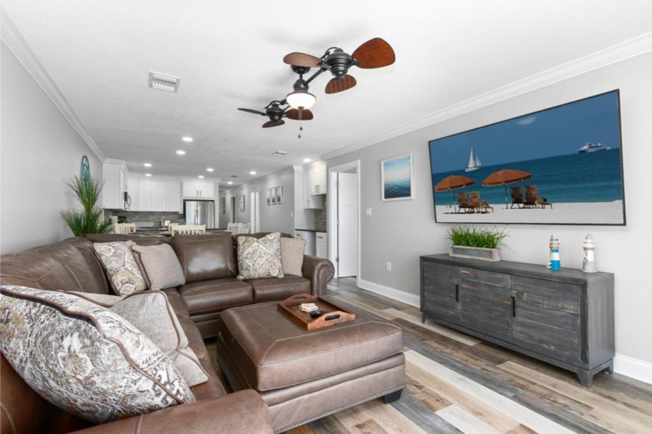 Gorgeous 3 Bedroom Condo In The Perfect Locationseaoats302 Сант Пит Бич Экстерьер фото