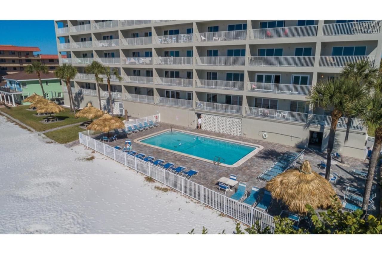 Gorgeous 3 Bedroom Condo In The Perfect Locationseaoats302 Сант Пит Бич Экстерьер фото