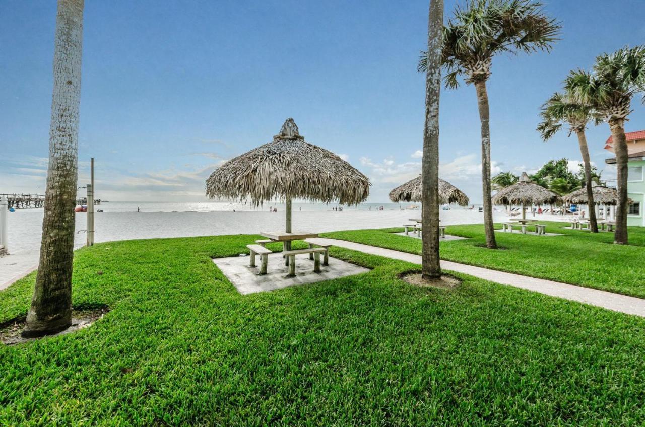 Gorgeous 3 Bedroom Condo In The Perfect Locationseaoats302 Сант Пит Бич Экстерьер фото