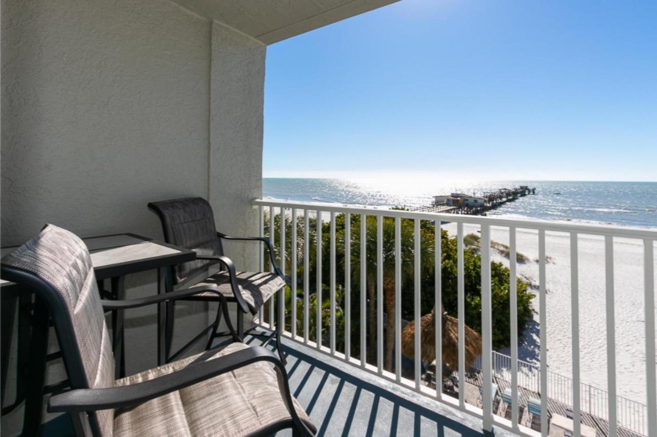 Gorgeous 3 Bedroom Condo In The Perfect Locationseaoats302 Сант Пит Бич Экстерьер фото